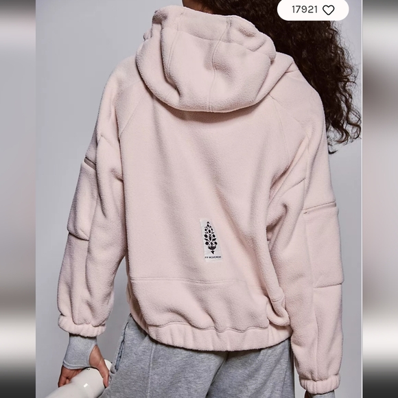 FP Movement Free People Wild and Free Pullover size L color is Cashmere / Cream - Picture 3 of 17